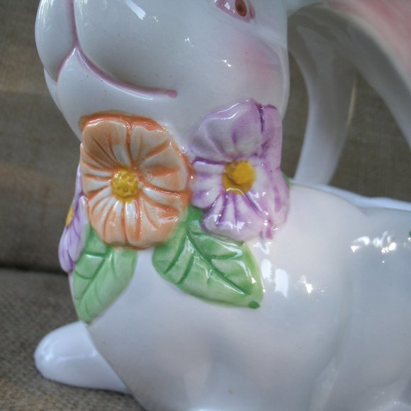 Vintage Ceramic Rabbit Basket Style Planter - Picture 16 of 16